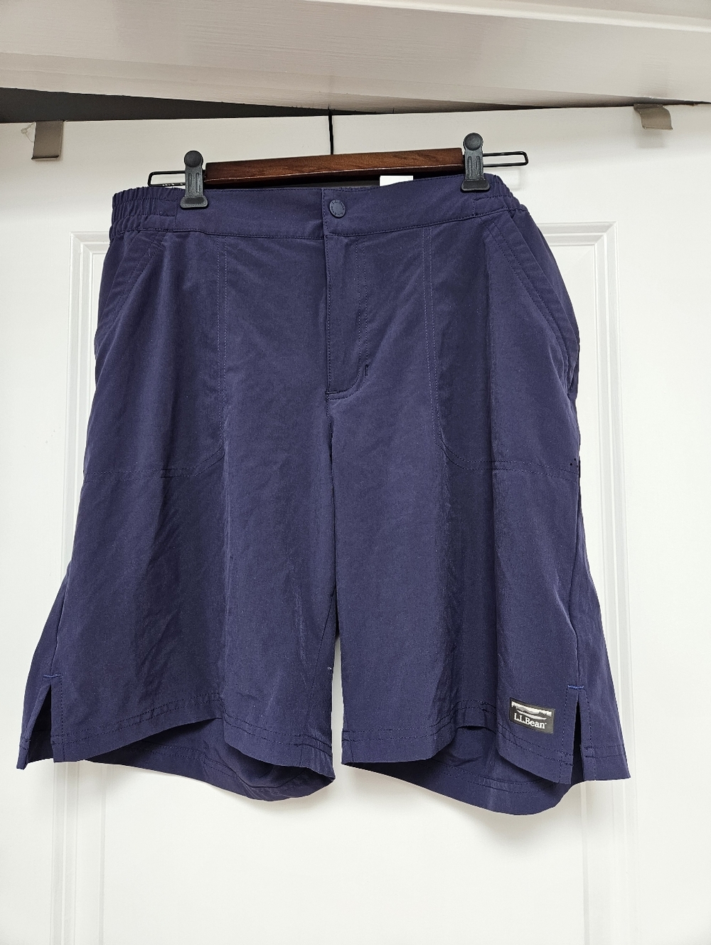 L.L. Bean Womens Navy Hybrid  Shorts